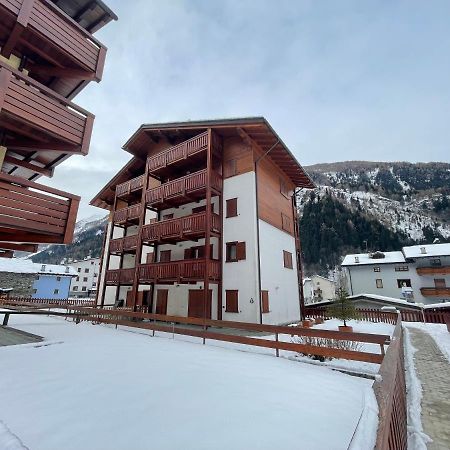 Il Cervo Mountain Apartment Campodolcino Exterior photo